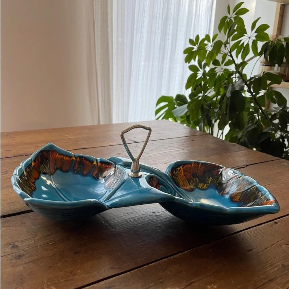 Plat  divisé en céramique bleu vintage avec hanse - bleu, jaune, orange
